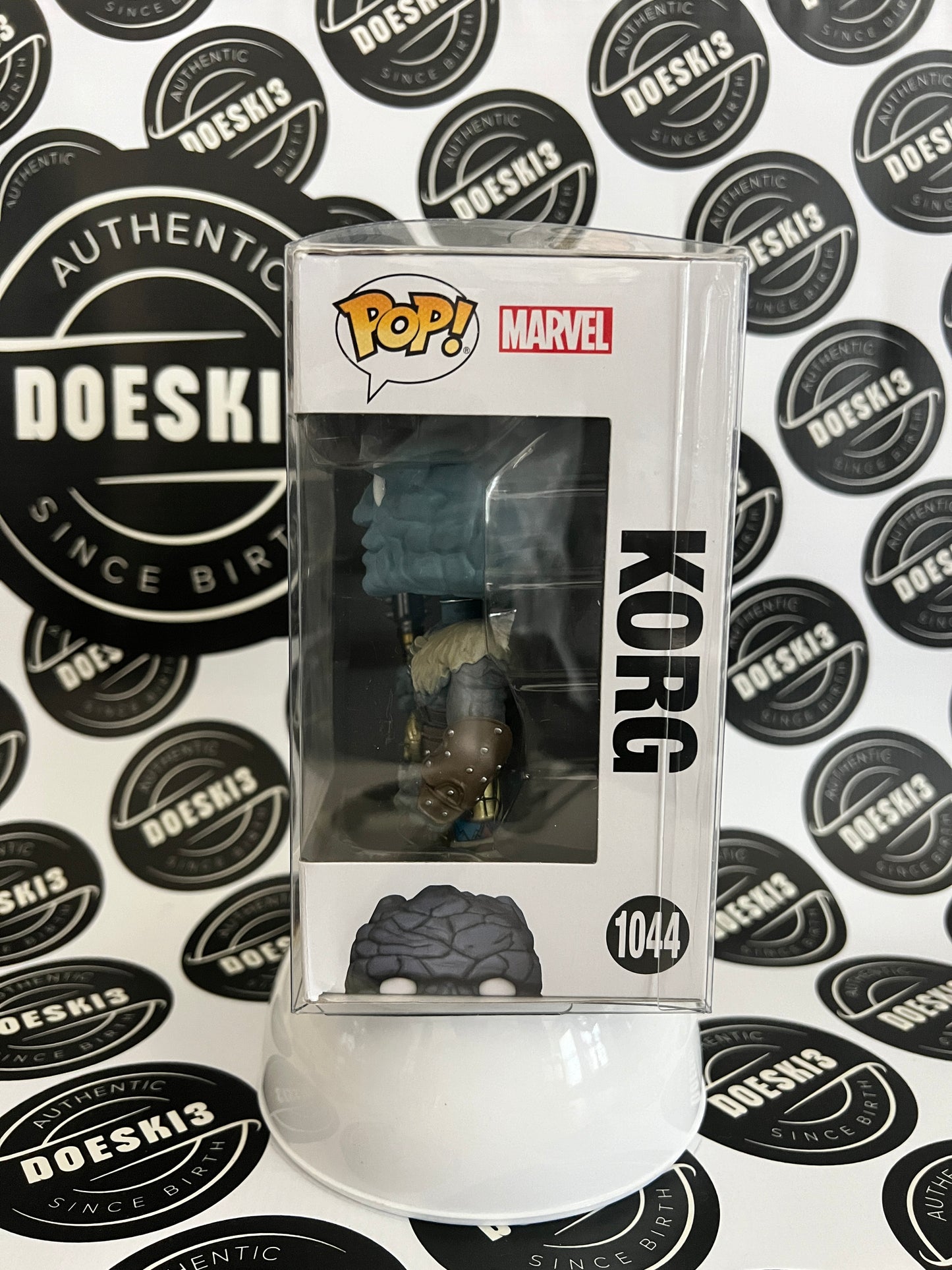 Funko Pop! Marvel Thor Love & Thunder - Korg #1044 W/Protector