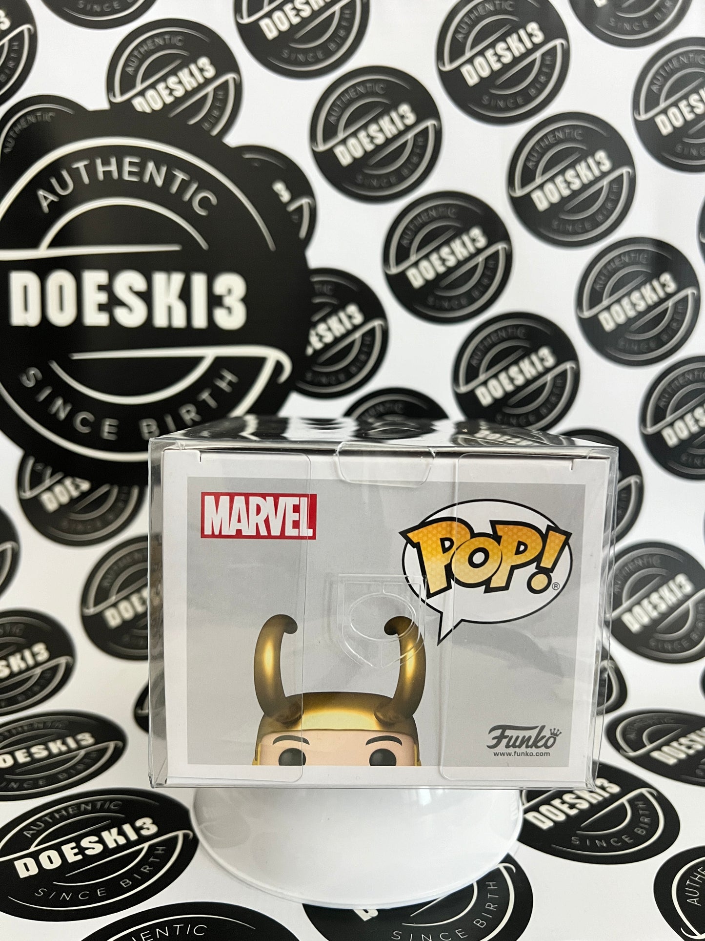 Funko Pop! Marvel Classic Loki #902 Special Edition W/Protector
