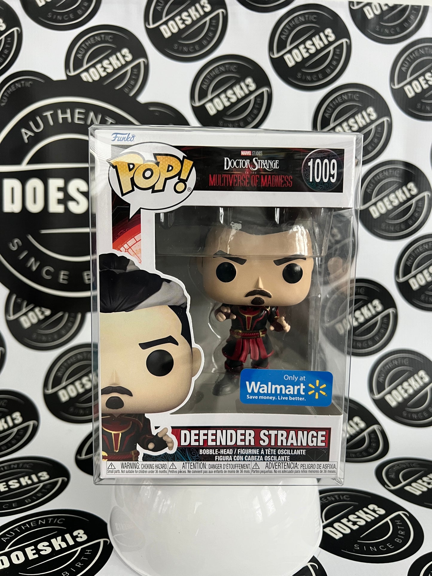 Funko Pop Multiverse of Madness : Defender Strange #1009 Walmart Exclusive W/Protector