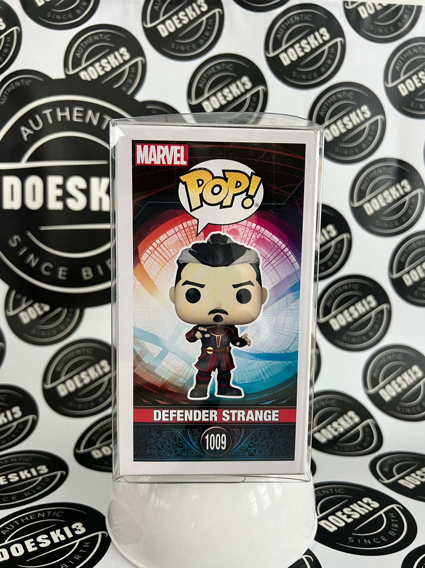 Funko Pop Multiverse of Madness : Defender Strange #1009 Walmart Exclusive W/Protector