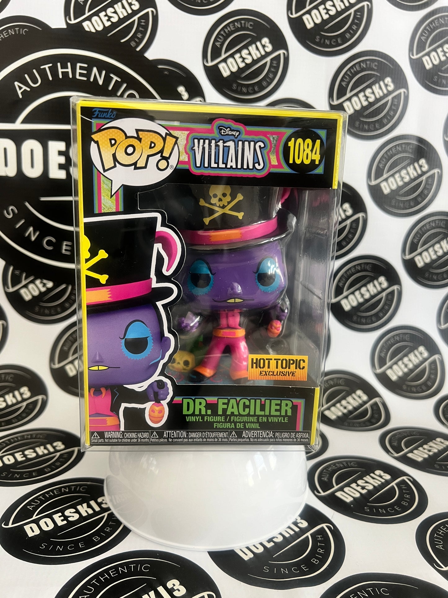 Funko Pop! Disney Villains DR. FACILIER (Black Light) Hot Topic Exclusive #1084 W/Protector