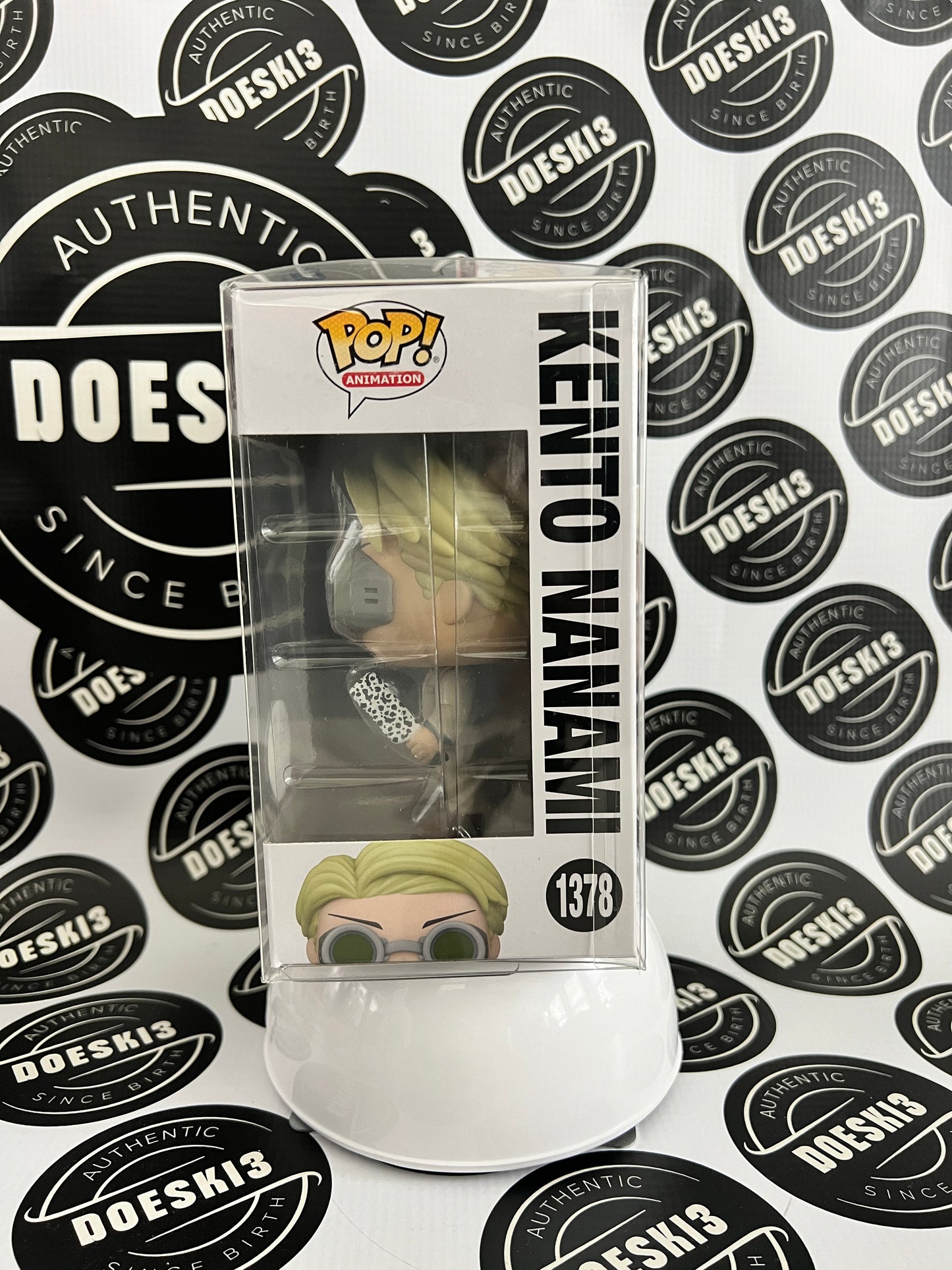 Funko Pop! Jujutsu Kaisen - Kento Nanami #1378 Funko (Exclusive) W/Protector