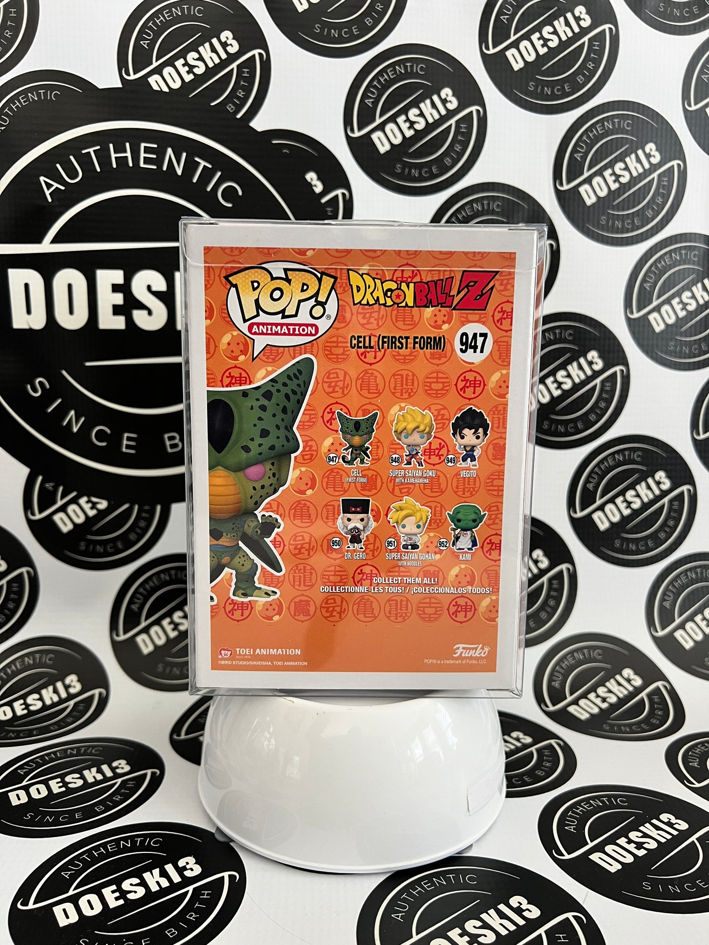 Funko Pop! Dragon Ball Z CELL (FIRST FORM) GITD Glow Walmart Exclusive W/Protector