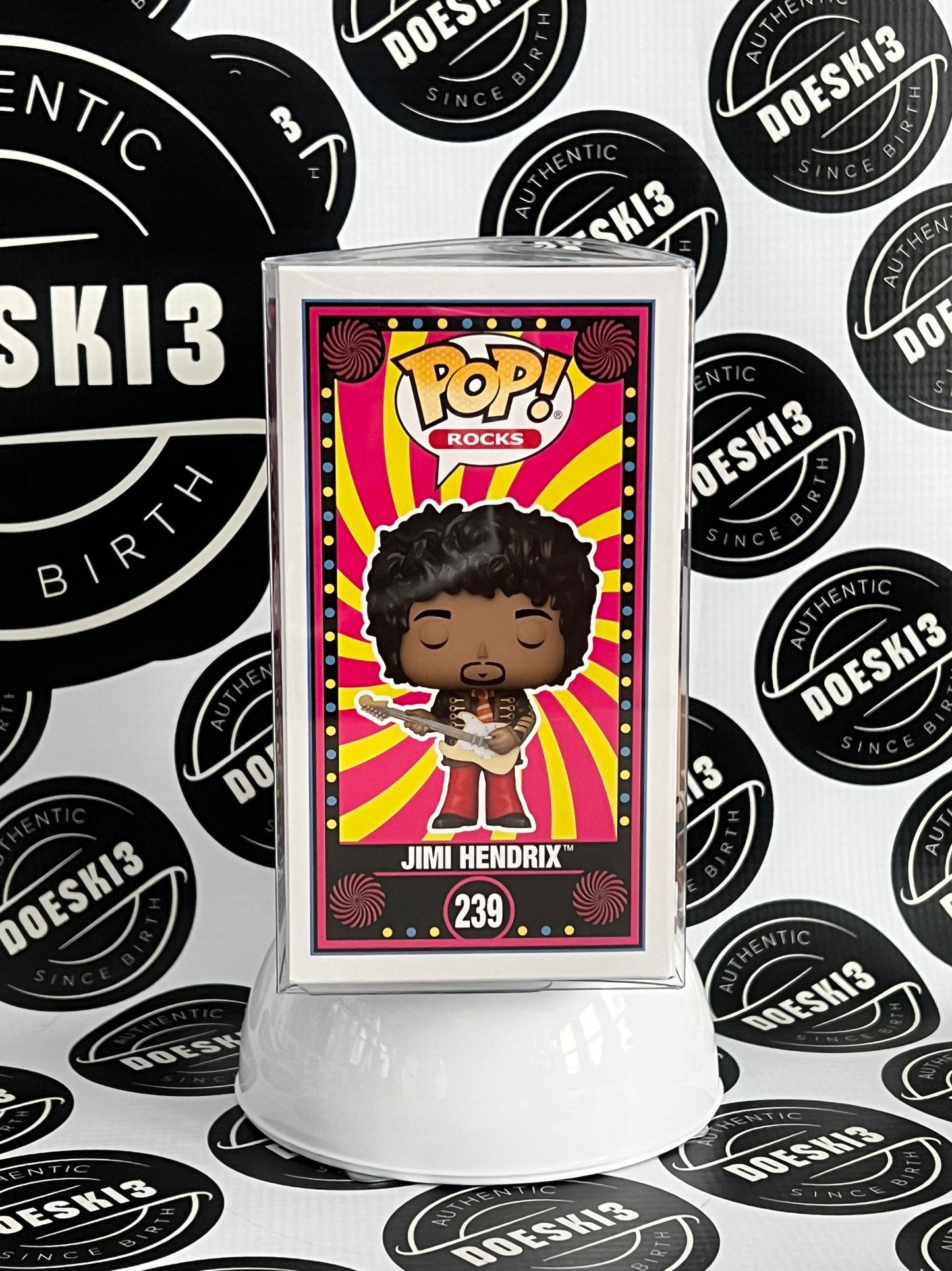 Funko Pop! Rocks Jimi Hendrix with Guitar #239 Funko Exclusive W/Protector