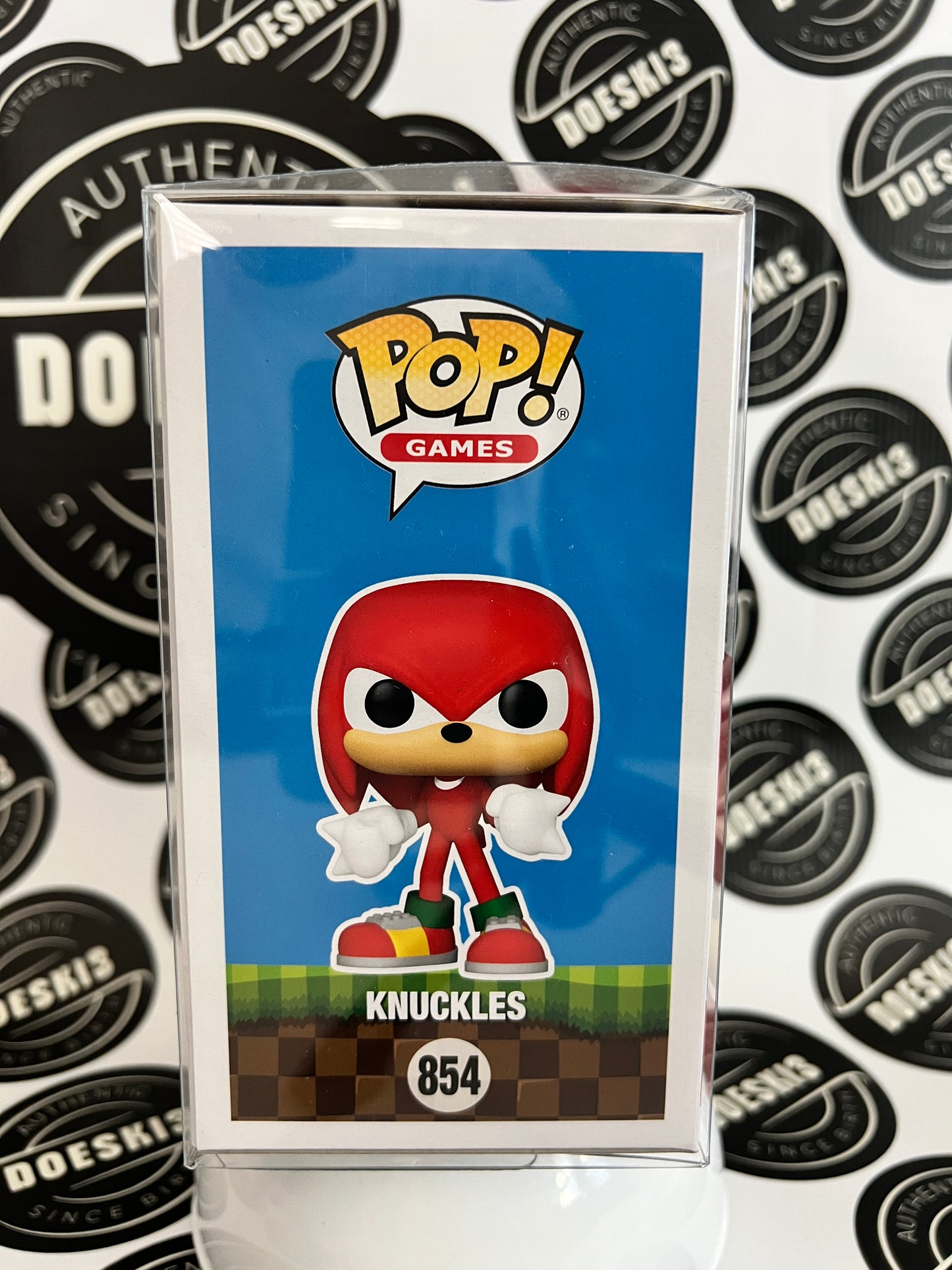 Funko Pop! Sonic The Hedgehog Knuckles Flocked #854 Targetcon Exclusive W/Protector