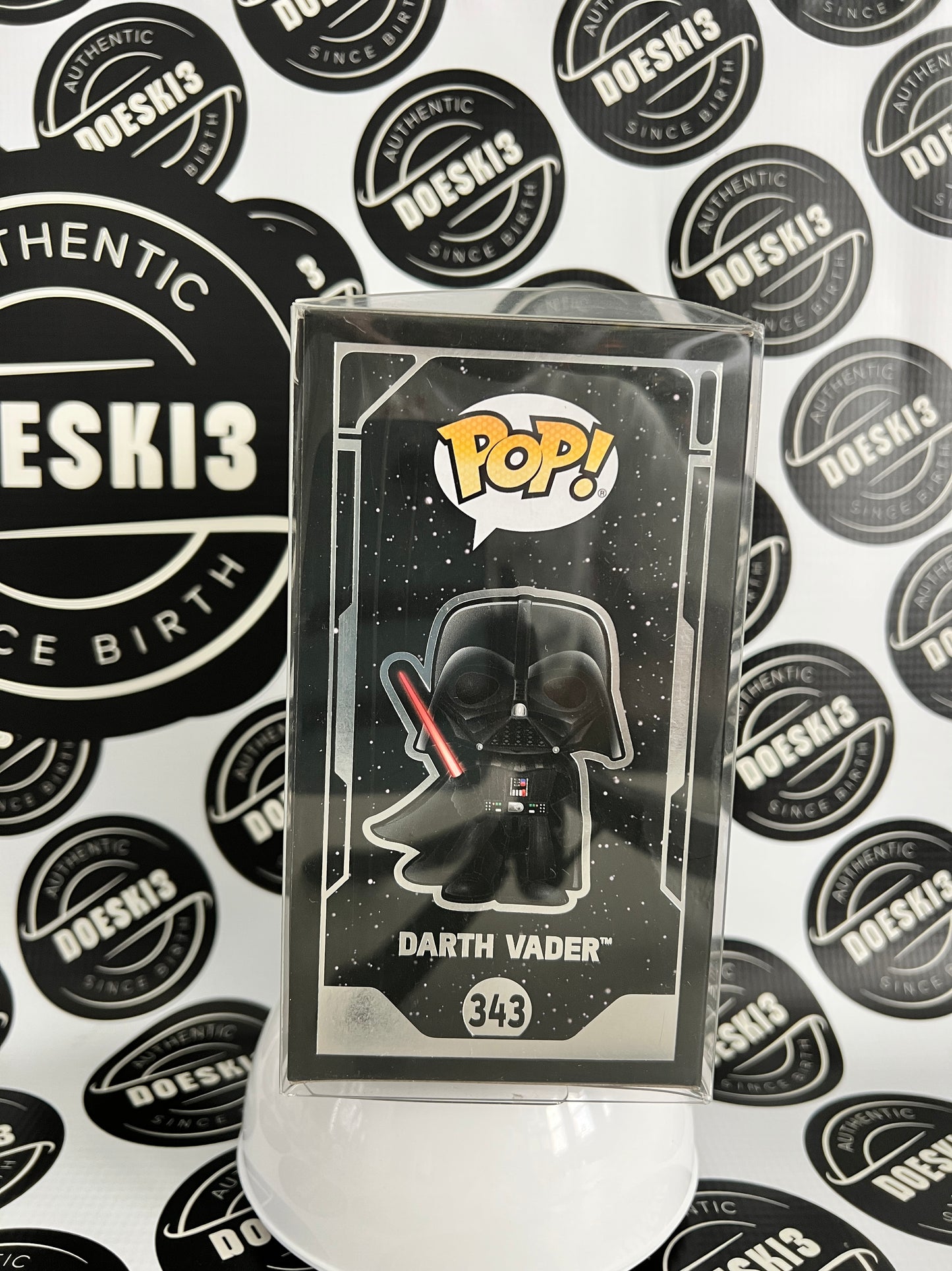 Funko Pop! Star Wars #343 - DARTH VADER Lights & Sound W/Protector