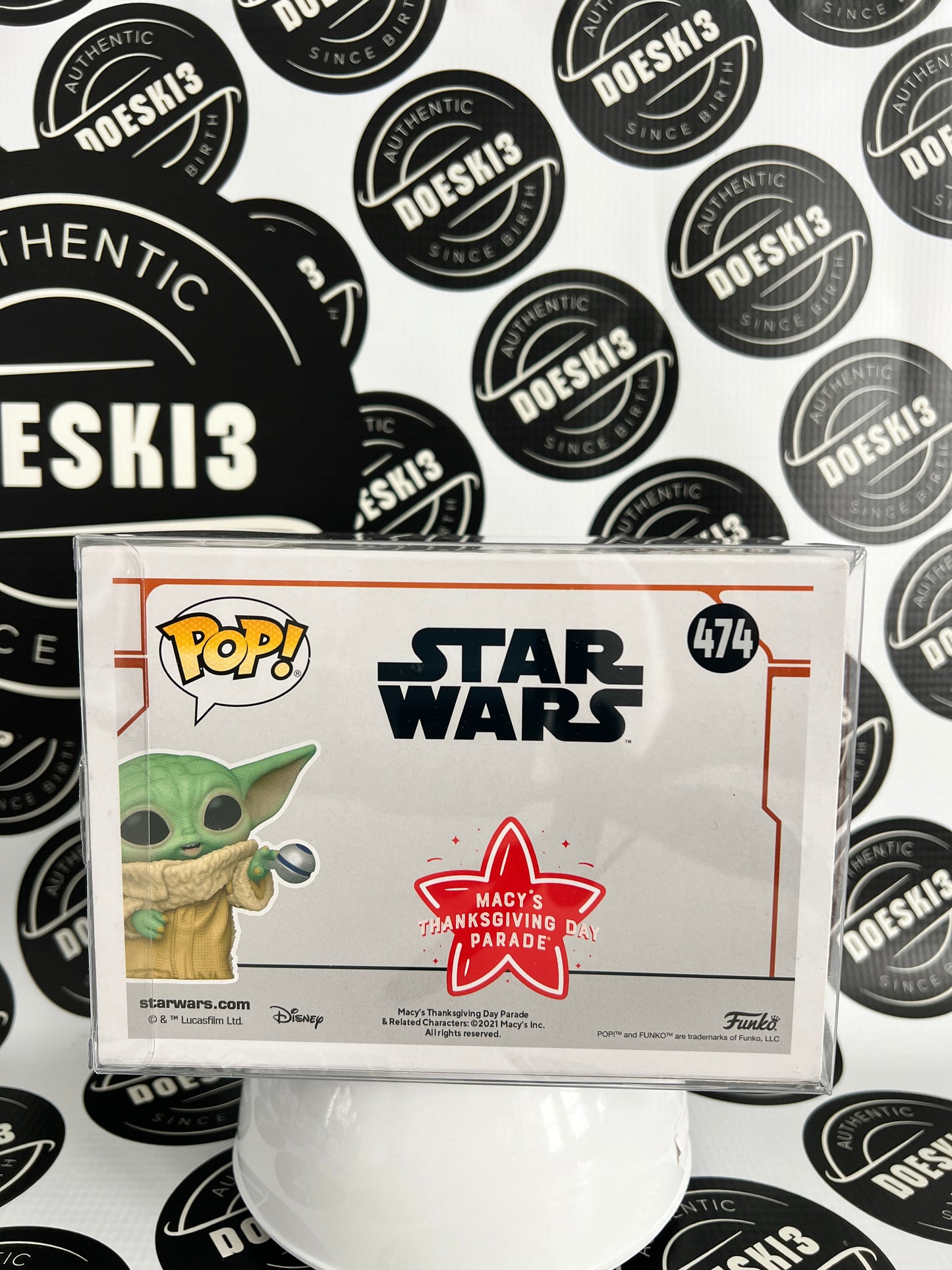 Funko Pop! Star Wars Grogu #474 - Macy's Thanksgiving Day Parade W/Protector