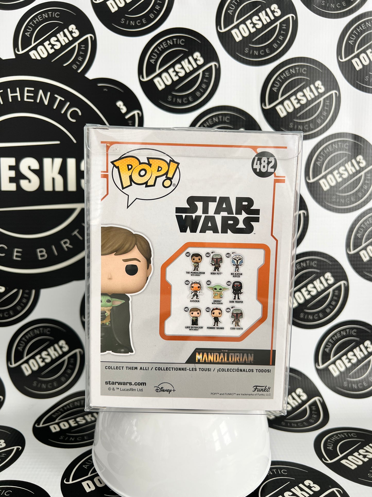 Funko Pop! Star Wars Luke Skywalker with Grogu #482 W/Protector