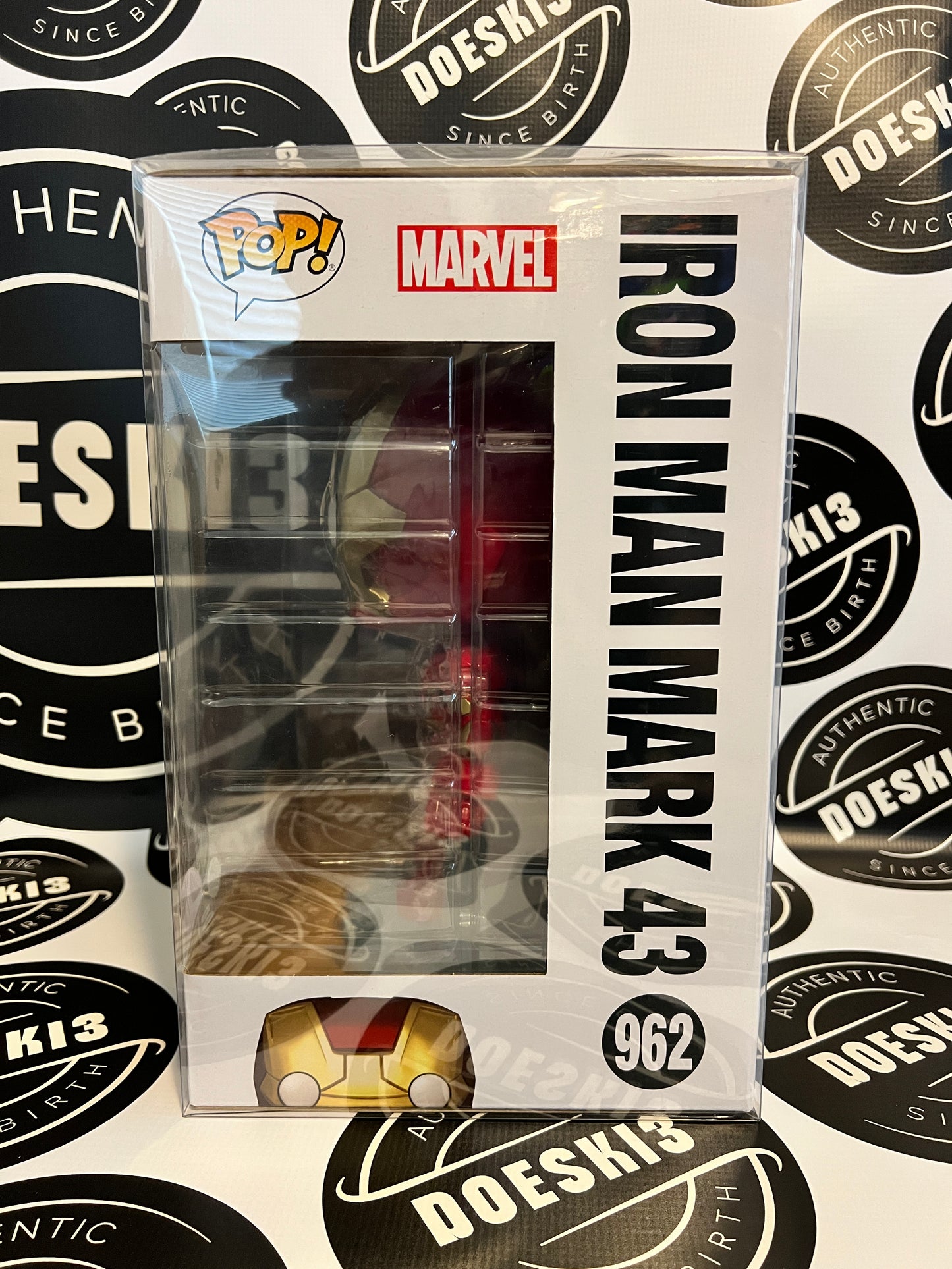 Funko Pop! Marvel Iron Man Mark 43 #962 (10in Jumbo) (Glows in the dark GameStop Exclusive) W/Protector