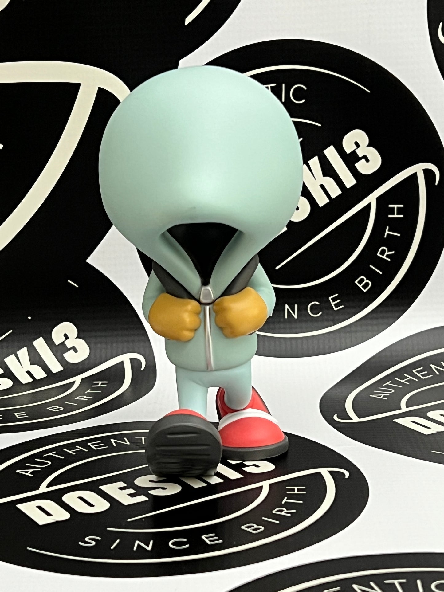 Vandul Blue Walk 6’’ NYCC 2021