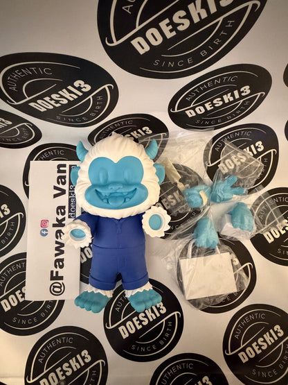 Thrilljoy Proto Mega Pix Bloo NYCC Exclusive (OG)  (Reach out to me)