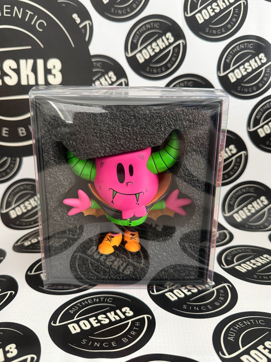 Mischief Toys Blacklight Vampire Gastley LE 295 NYCC 2024 Exclusive W/Protector (Signed)
