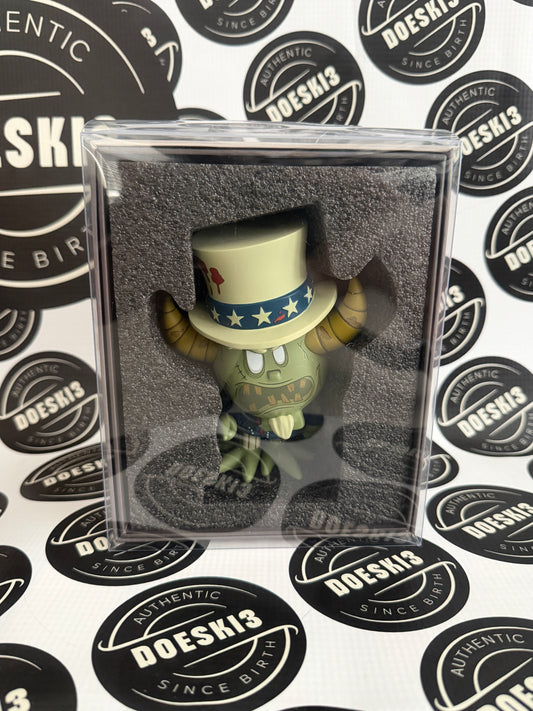 Mischief Toys Zombie Uncle Gastley Awesome Con Exclusive Figure LE 290 W/Protector (Signed)