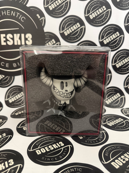 Mischief Toys Skeleton Gastley LE 340 (Signed) W/Protector