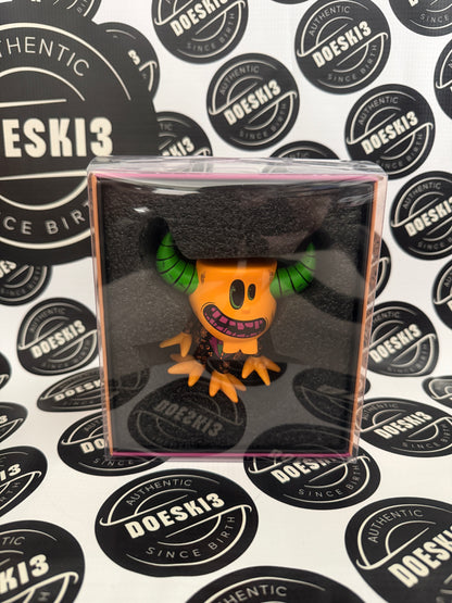 Mischief Toys Halloween Suit Gastley Blacklight LE 185 NYCC Exclusive W/Protector (Signed)
