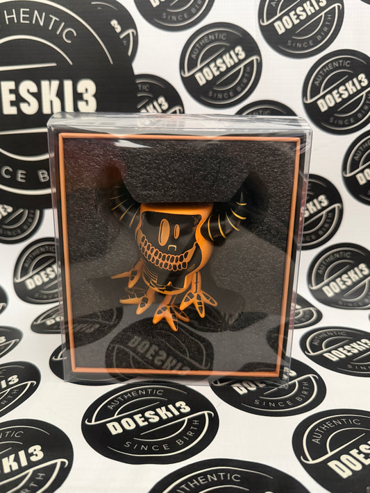 Mischief Toys Orange Blacklight Skeleton Gastley LE 335 W/Protector (signed)