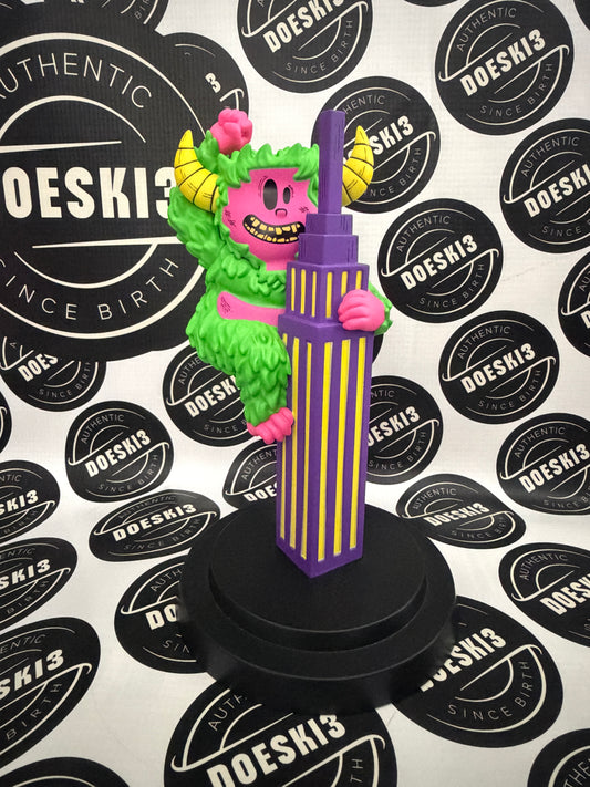 NYCC Mischief Toys Night of Mischief King Kong Gastley LE 100