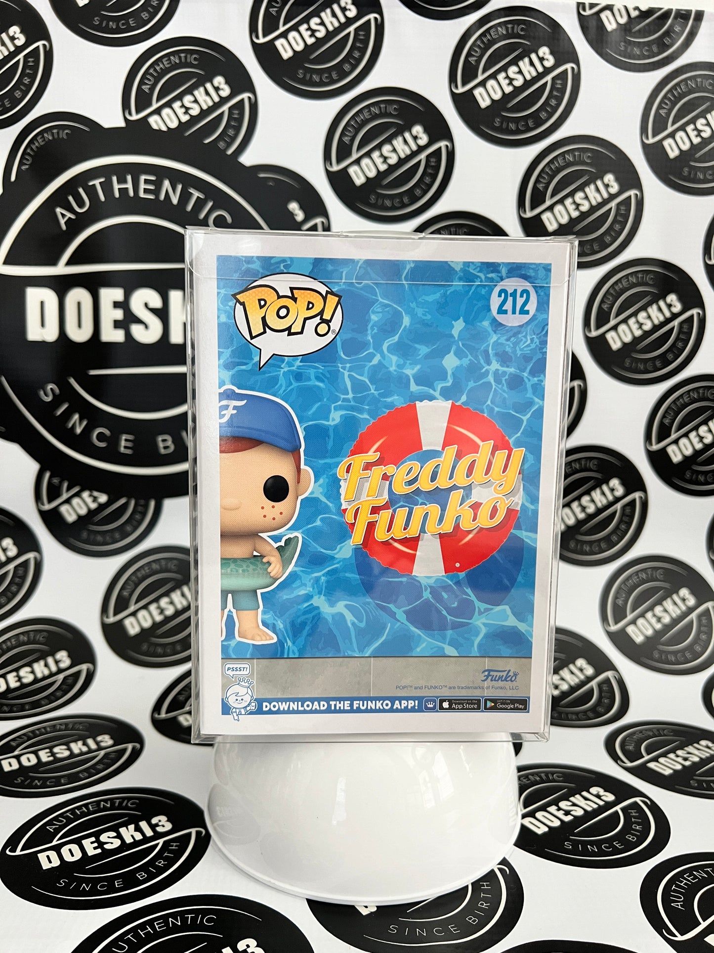 Funko Pop! Floaty Freddy #212 Limited Edition Summer Convention W/Protector