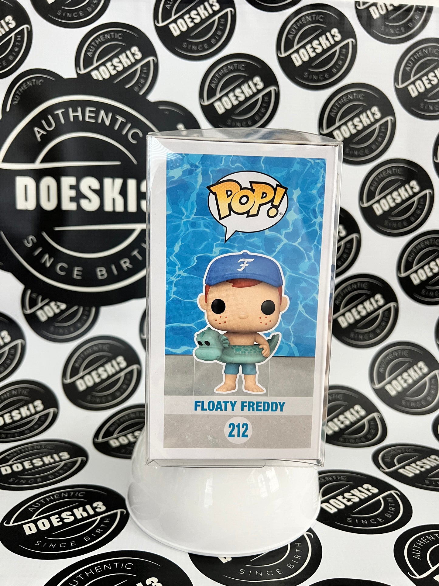 Funko Pop! Floaty Freddy #212 Limited Edition Summer Convention W/Protector
