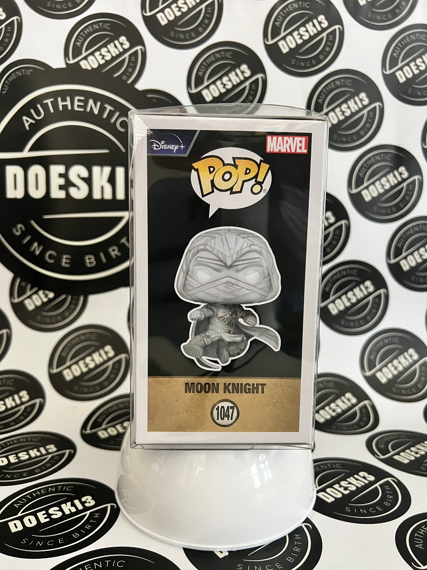 Funko POP! Marvel Moon Knight #1047 Moon Knight Jumping (GITD Hot Topic Exclusive)W/Protector