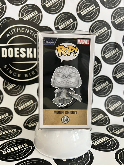 Funko POP! Marvel Moon Knight #1047 Moon Knight Jumping (GITD Hot Topic Exclusive)W/Protector