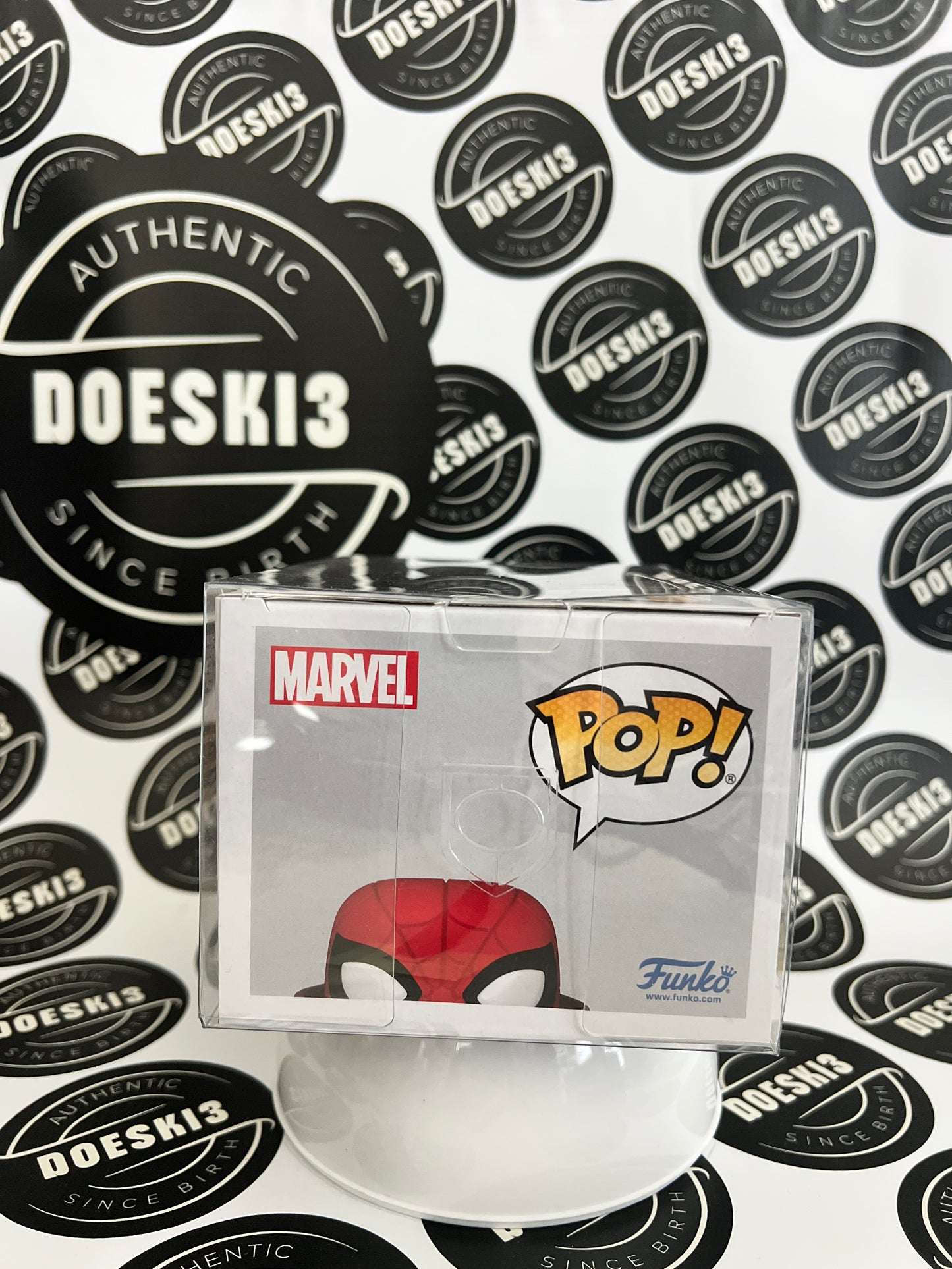 Funko Pop! : Marvel What If #945 - Zombie Hunter Spidey W/Protector