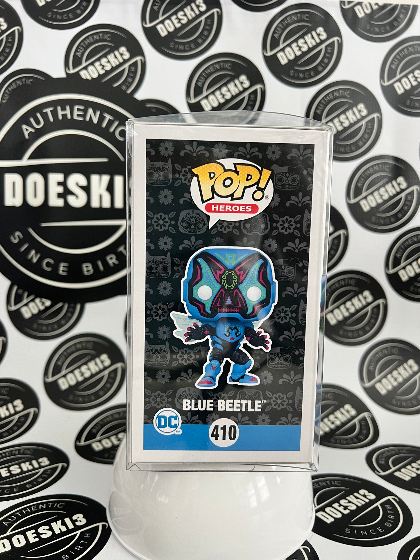 Funko Pop! Blue Beetle #410 DC Superhero Gamestop Exclusive (GITD) W/Protector