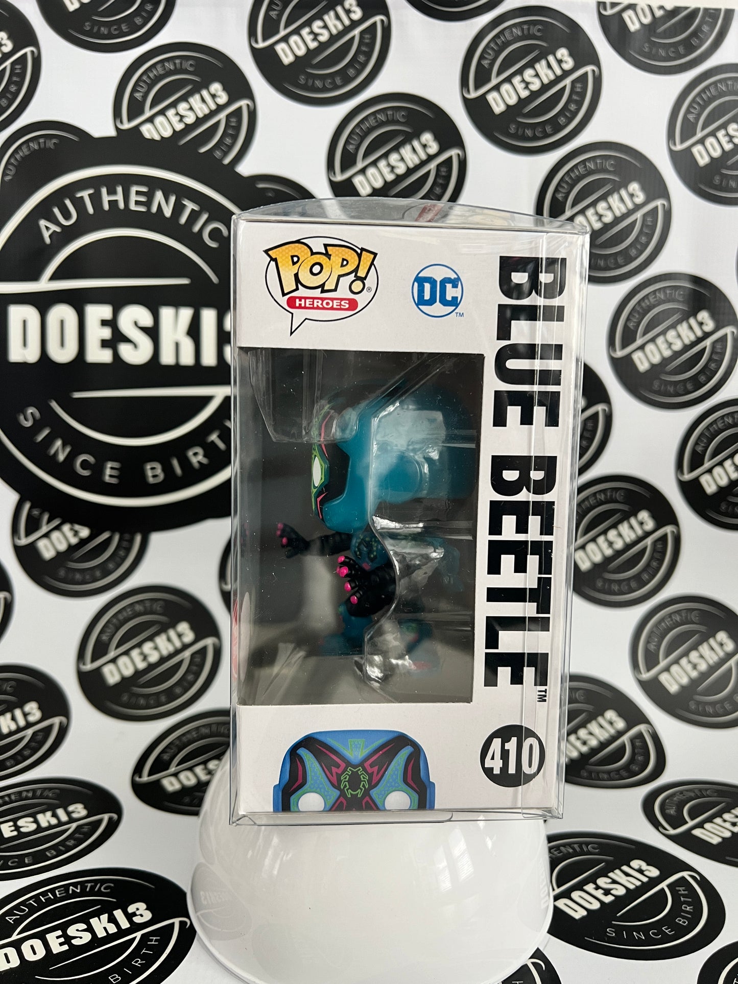 Funko Pop! Blue Beetle #410 DC Superhero Gamestop Exclusive (GITD) W/Protector