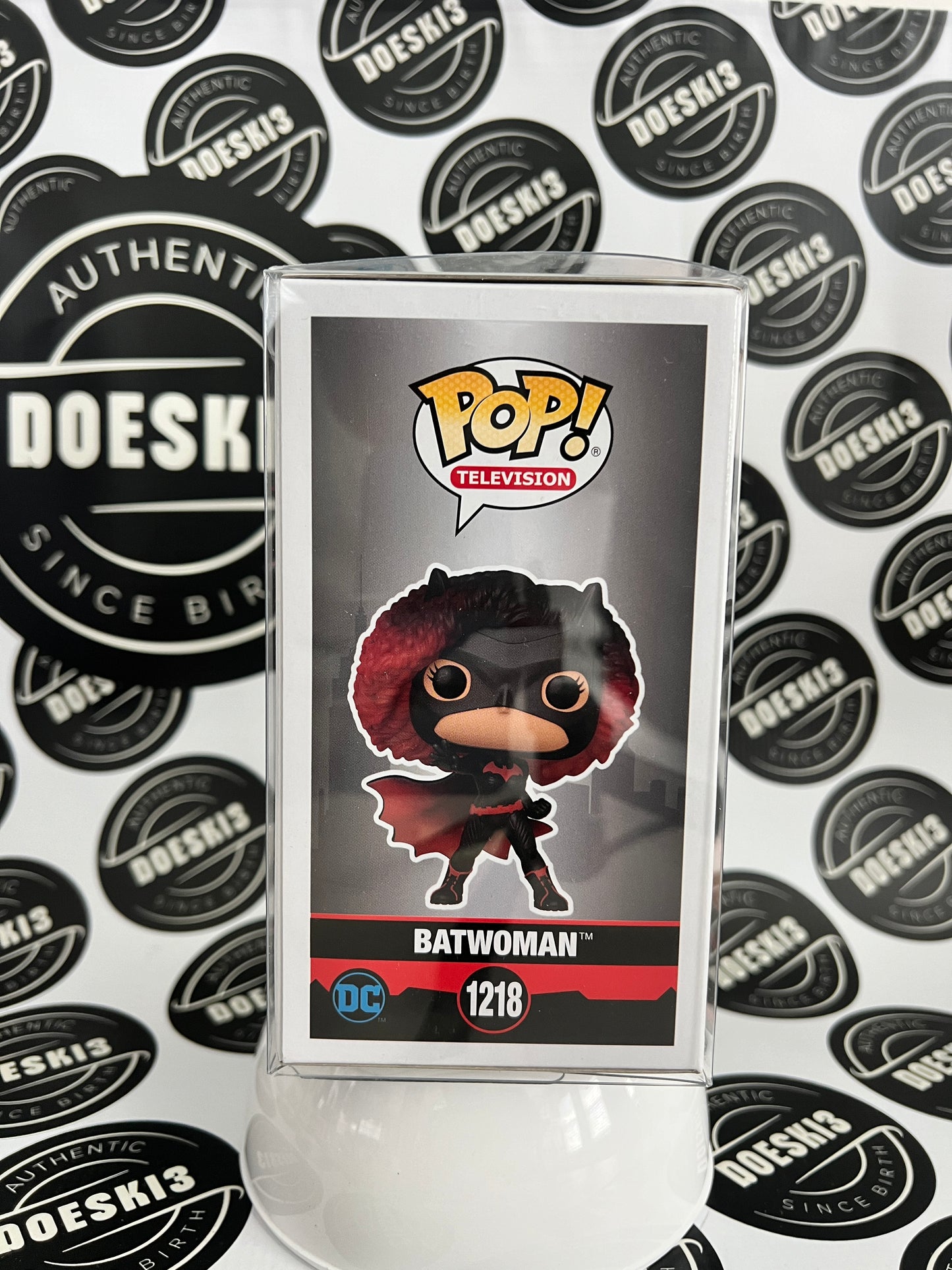 Funko Pop Television - Batwoman #1218 Funko Shop Exclusive W/Protector