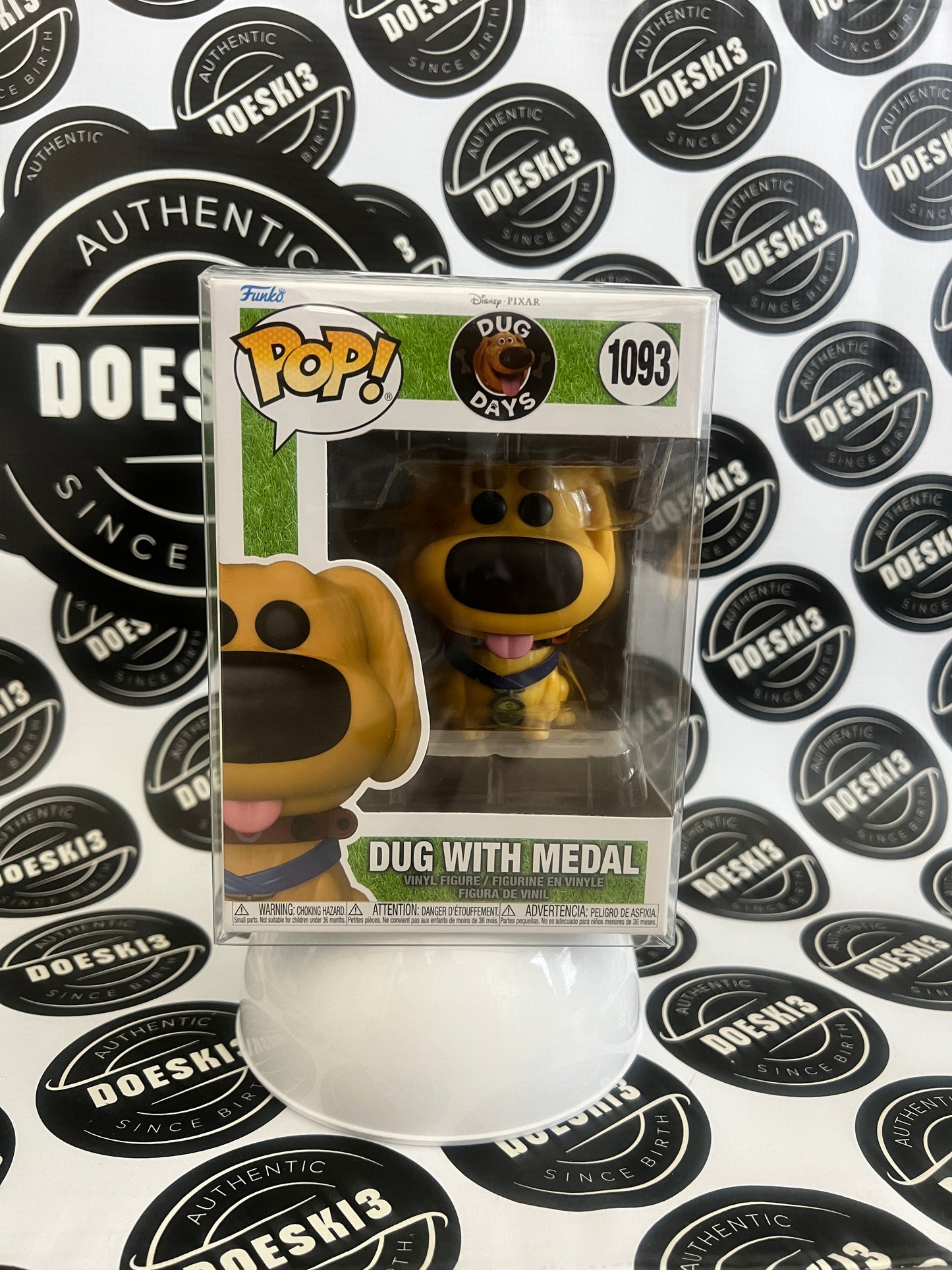 Funko Pop! Disney Pixar - Dug with Medal #1093 W/Protector