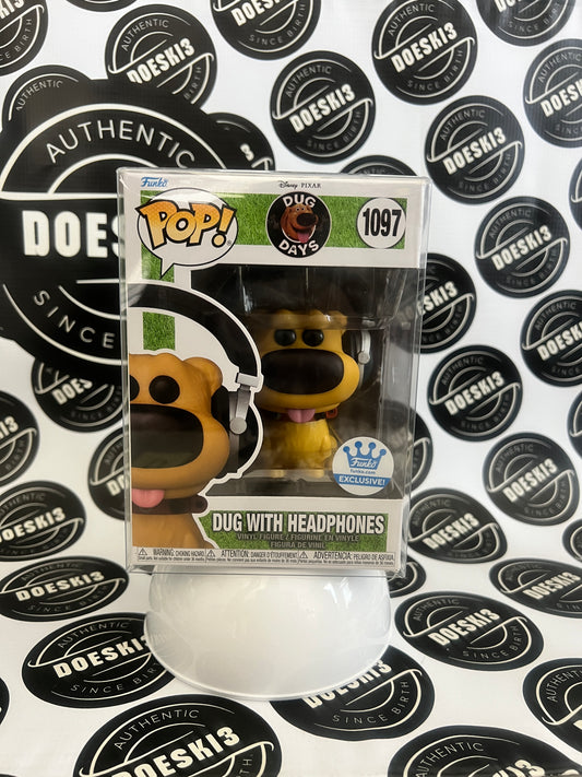 Funko Pop! Disney Pixar Dug With Headphones #1097 Funko Exclusive  W/Protector