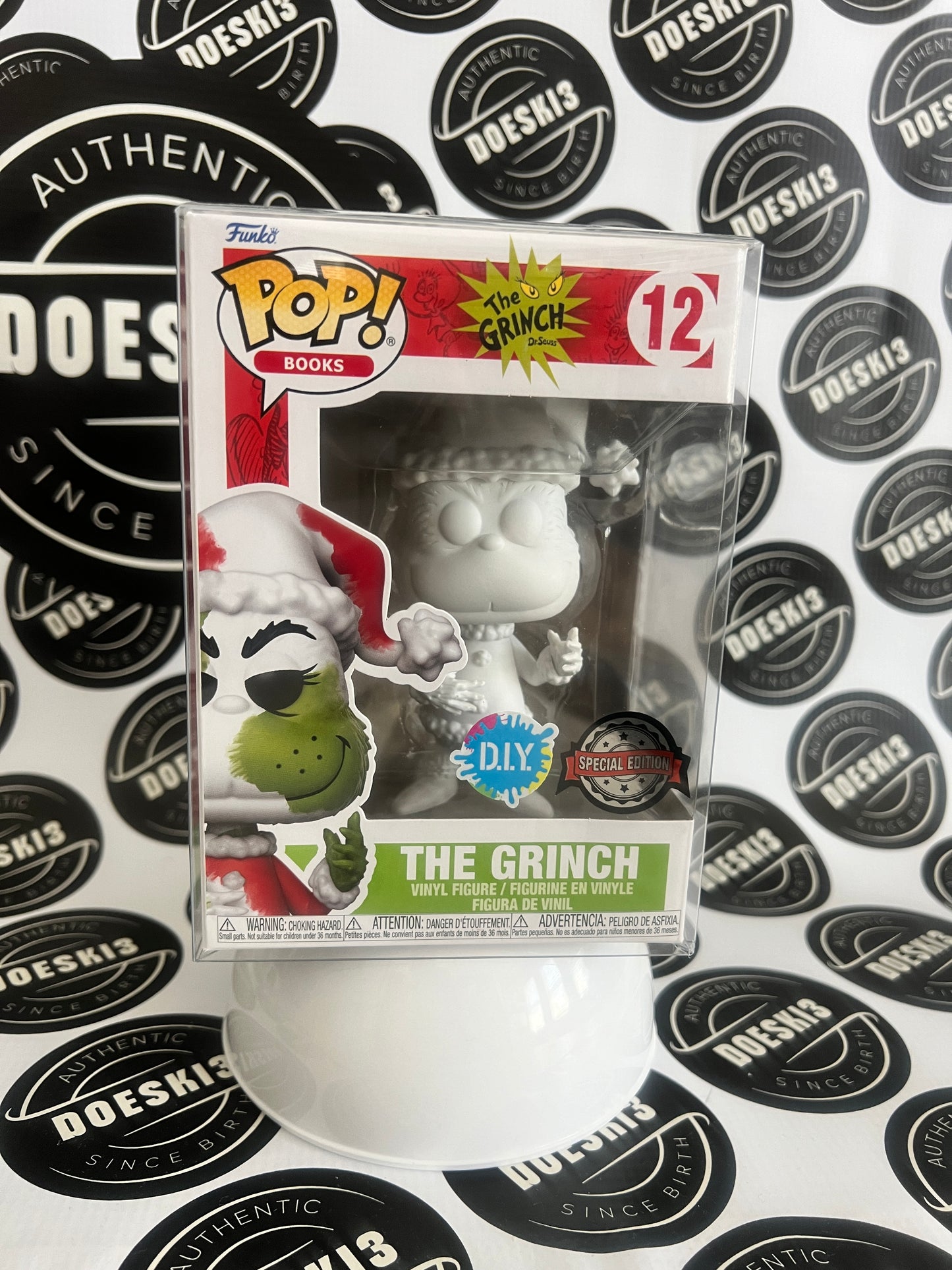 Funko Pop! Vinyl: Dr. Seuss - The Grinch DIY ( Special Edition) #12 W/Protector