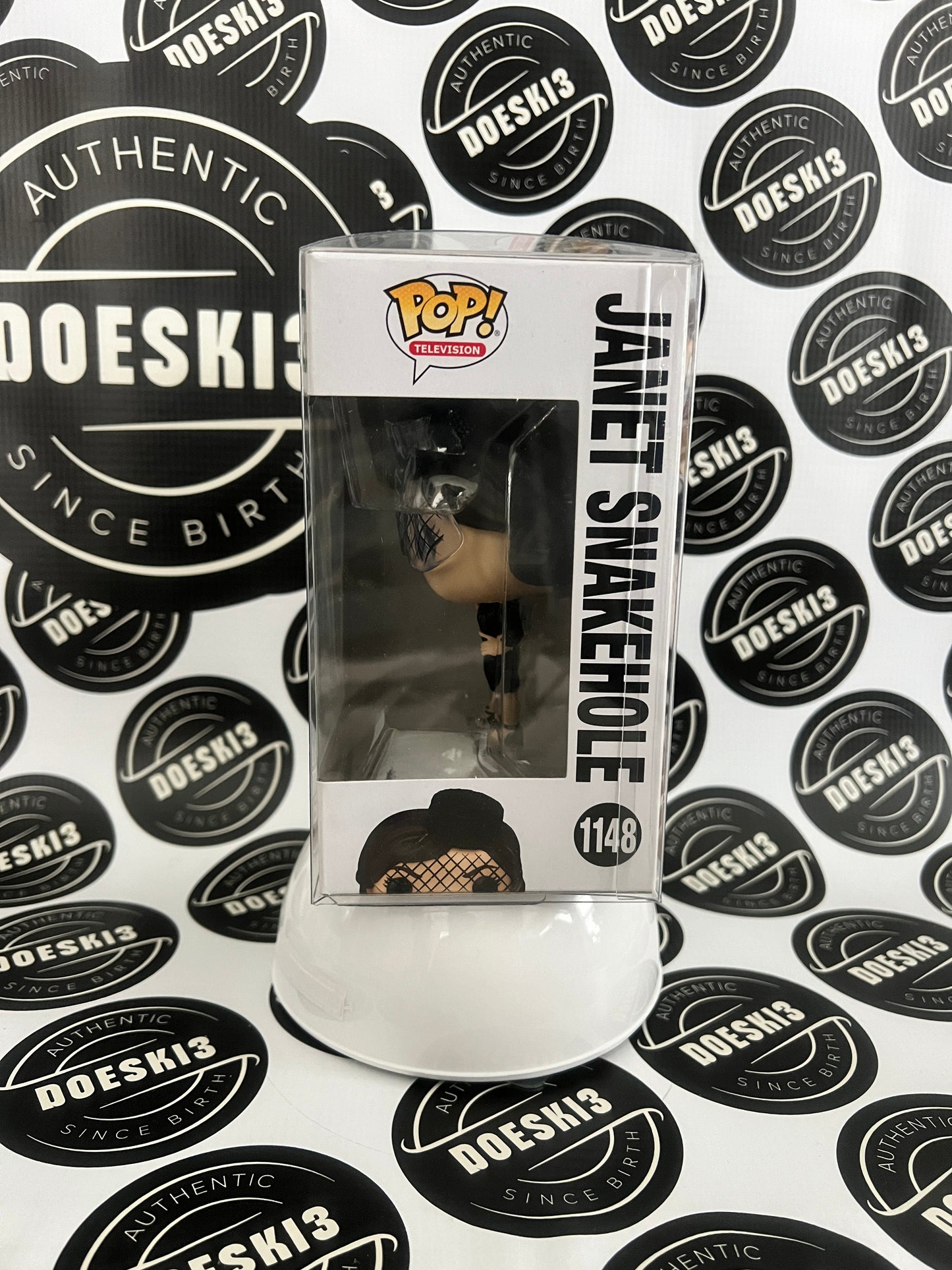 Funko Pop! Television: Parks and Recreation: Janet SnakeHole #1148 W/Protector