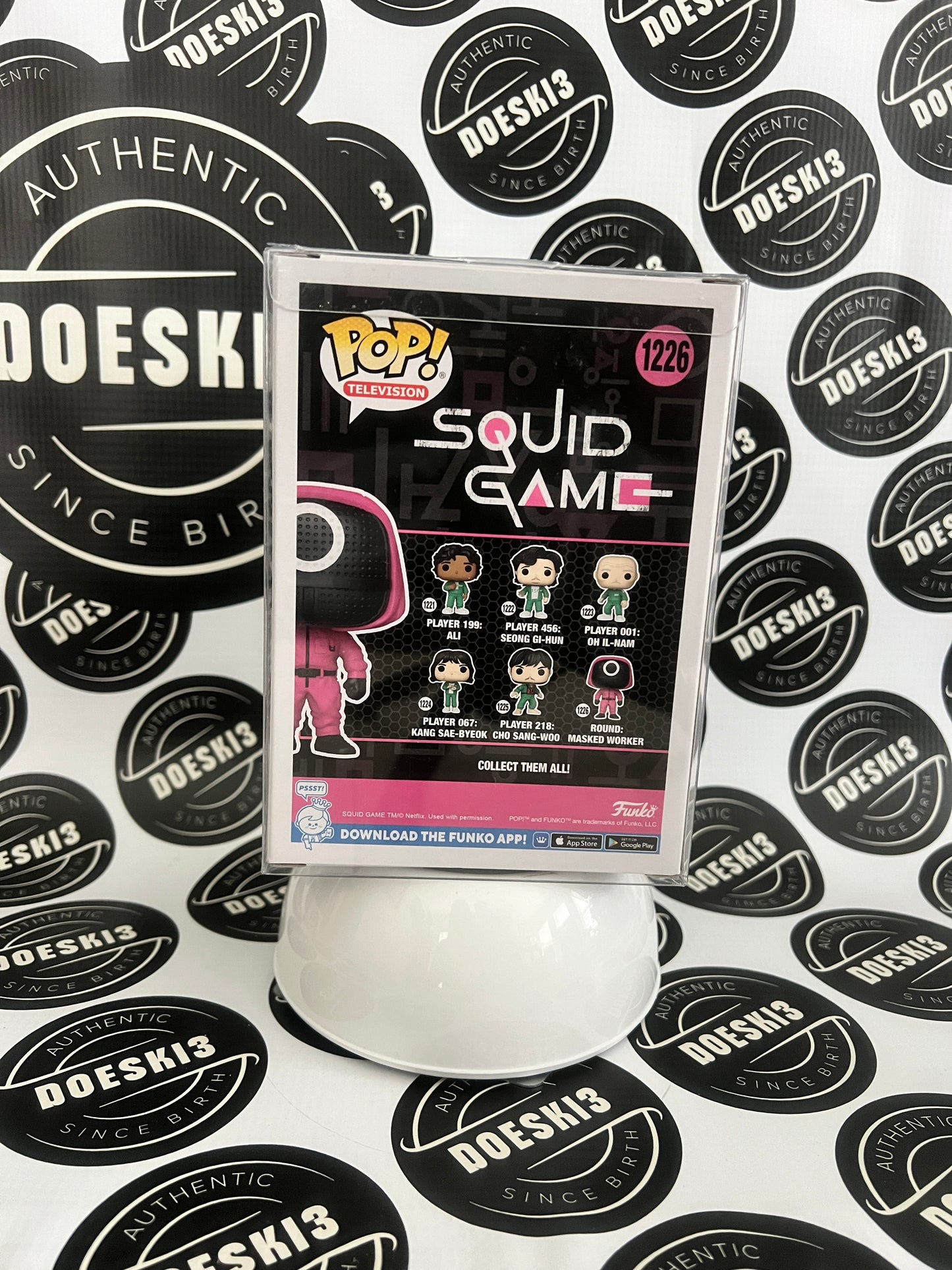 Funko Pop! Television Squid Game #1226 Masked Worker W/Protector