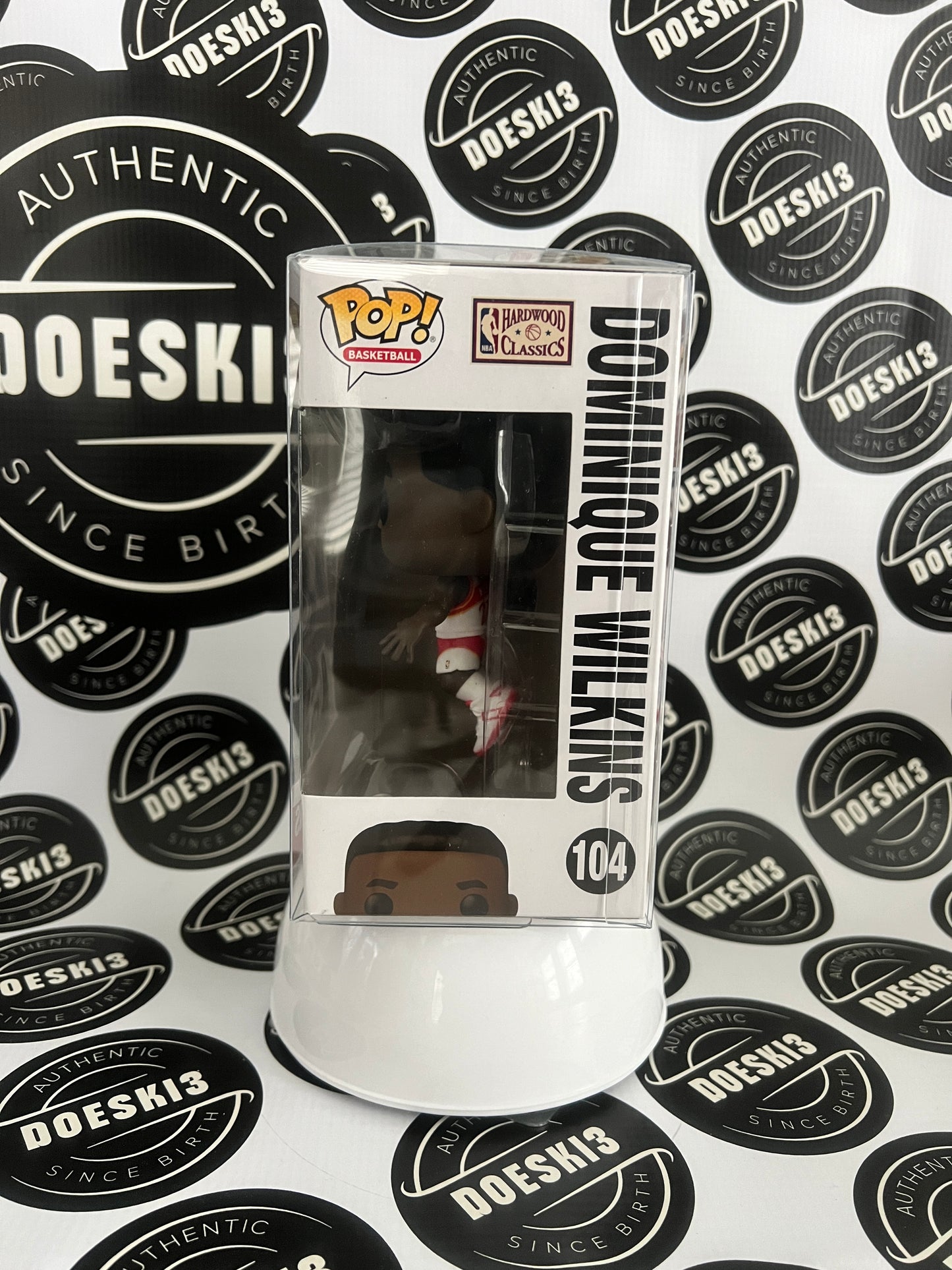 Funko Pop! Basketball - NBA Legends - Dominique Wilkins (Atlanta Hawks Home) #104 W/Protector