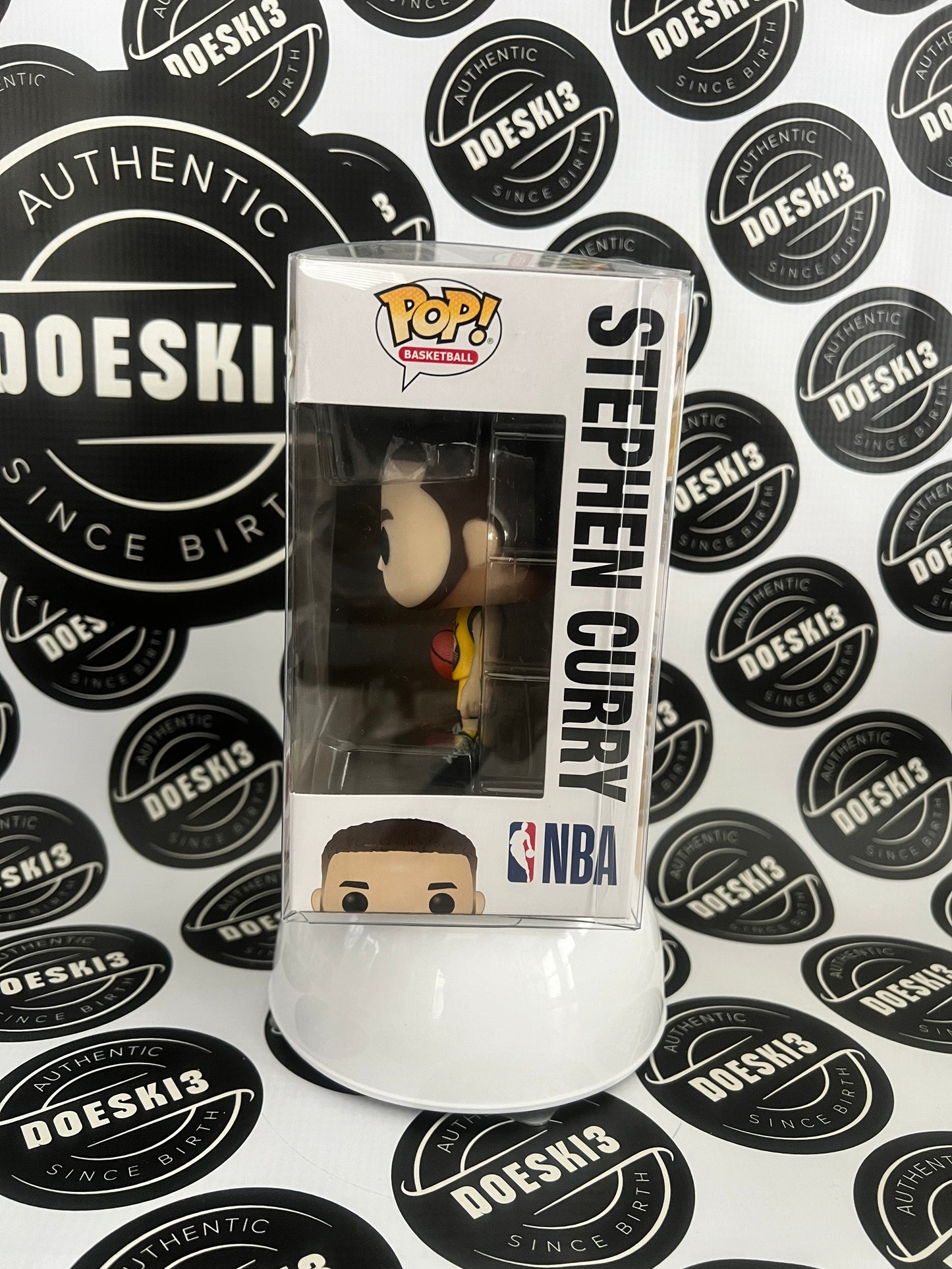 Funko Pop!  Stephen Curry Golden State Warriors City Edition Bay #95 W/Protector