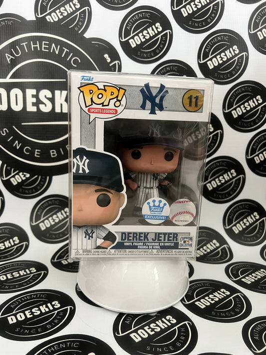 Funko Pop! New York Yankees #11 Derek Jeter - Funko Exclusive W/Protector