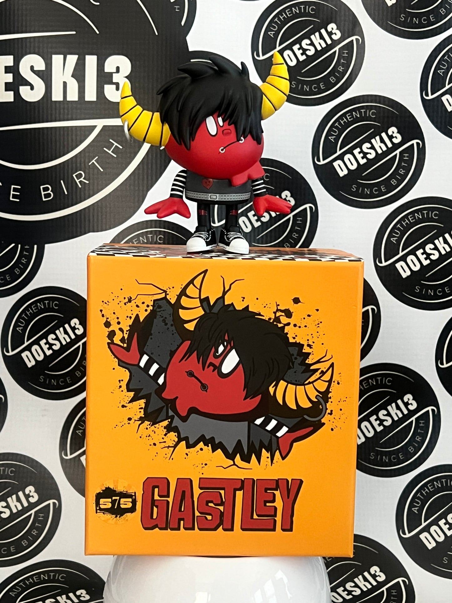 Mischief Toys. Emo Gastley LE 575