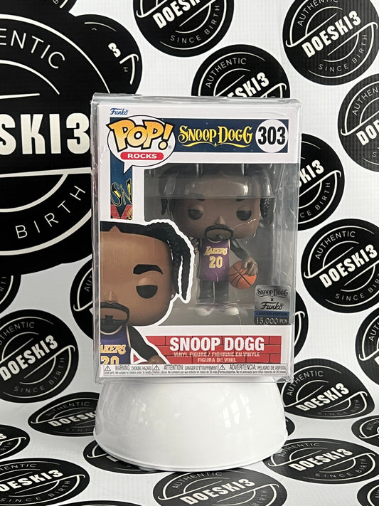 Funko Pop! Snoop Dogg Lakers Purple #303 LE 15K Tha Dogg House Exclusive W/Protector