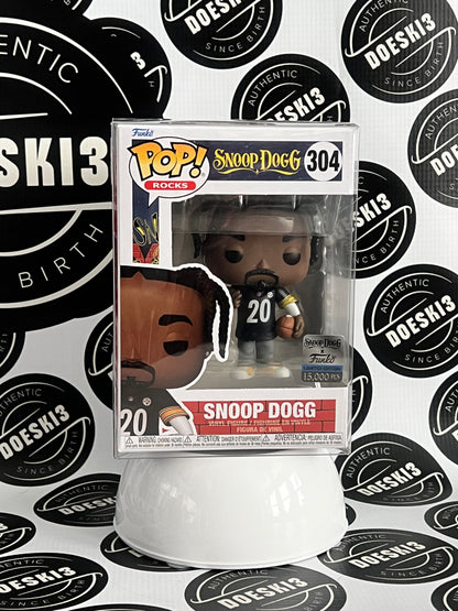 Funko Pop! Snoop Dogg Black Steelers #304 LE 15K Tha Dogg House Exclusive W/Protector