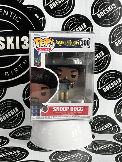 Funko Pop! Rocks Snoop Dogg #300 W/Protector