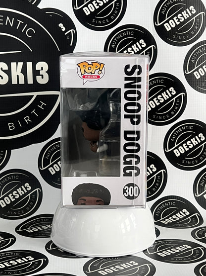 Funko Pop! Rocks Snoop Dogg #300 W/Protector