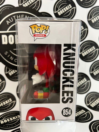 Funko Pop! Sonic The Hedgehog Knuckles Flocked #854 Targetcon Exclusive  W/Protector