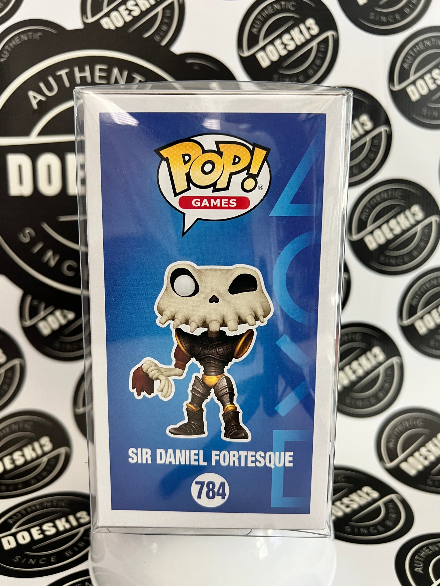 Funko Pop! PlayStation - Sir Daniel Fortesque #784 Metallic GameStop Exclusive W/Protector