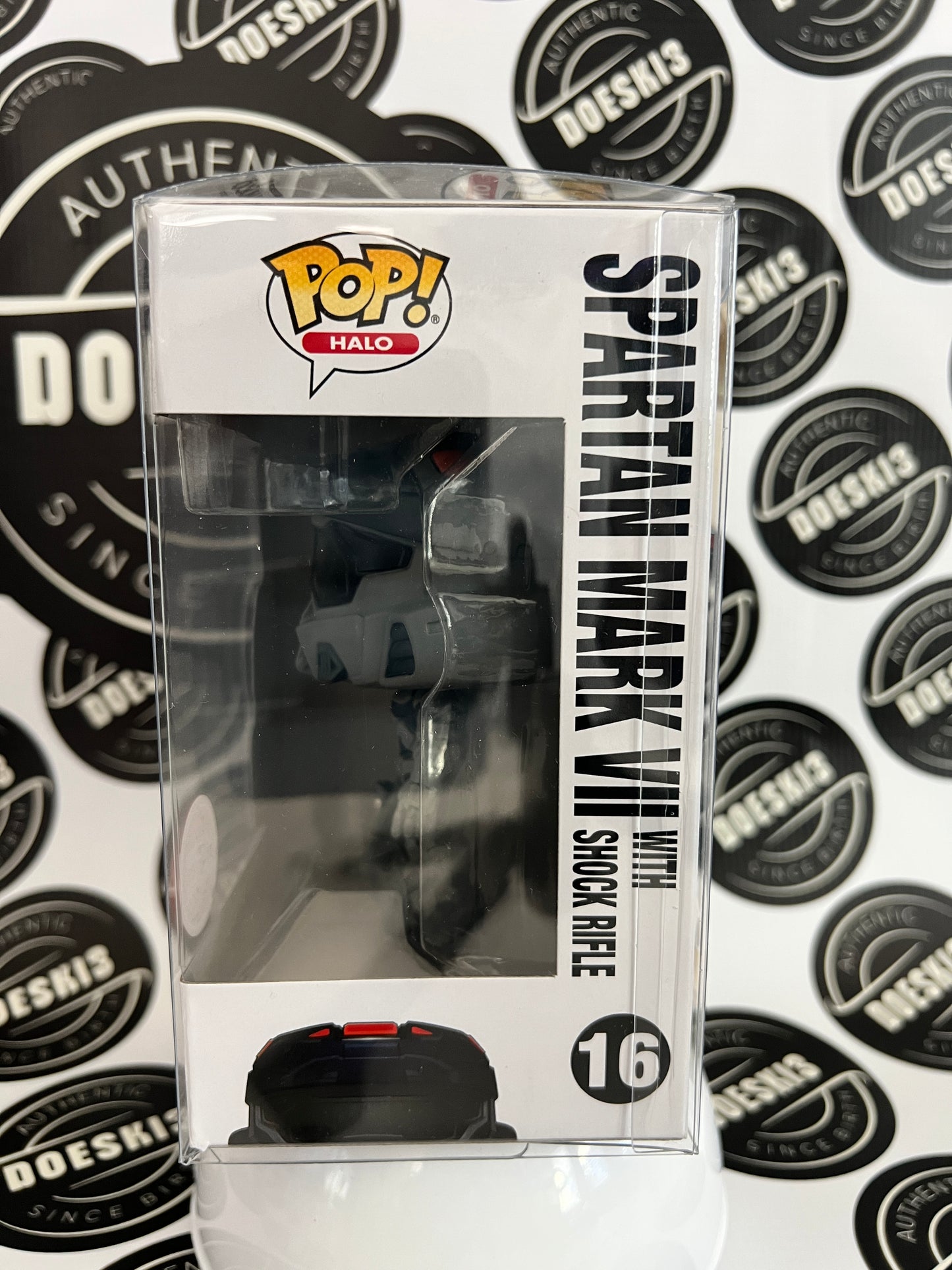 Funko Pop! Halo  Spartan Mark VII with Shock Rifle #16  (GameStop Exclusive)