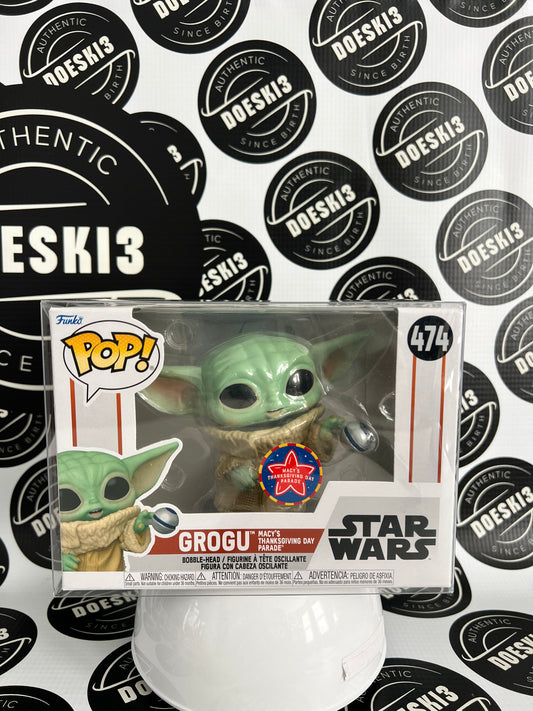 Funko Pop! Star Wars Grogu #474 - Macy's Thanksgiving Day Parade W/Protector