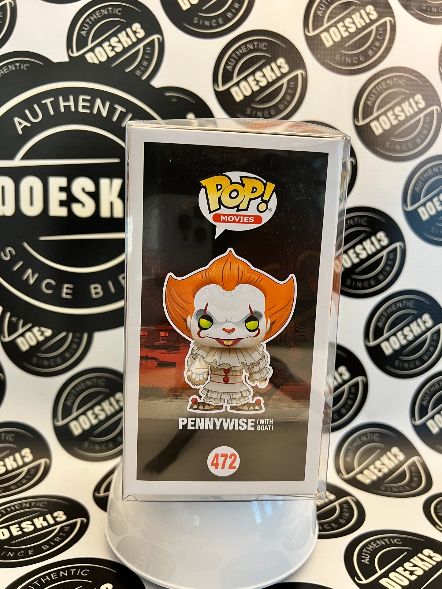 Funko Pop! Movies IT  Pennywise (With Boat) Yellow eyes #472 W/Protector