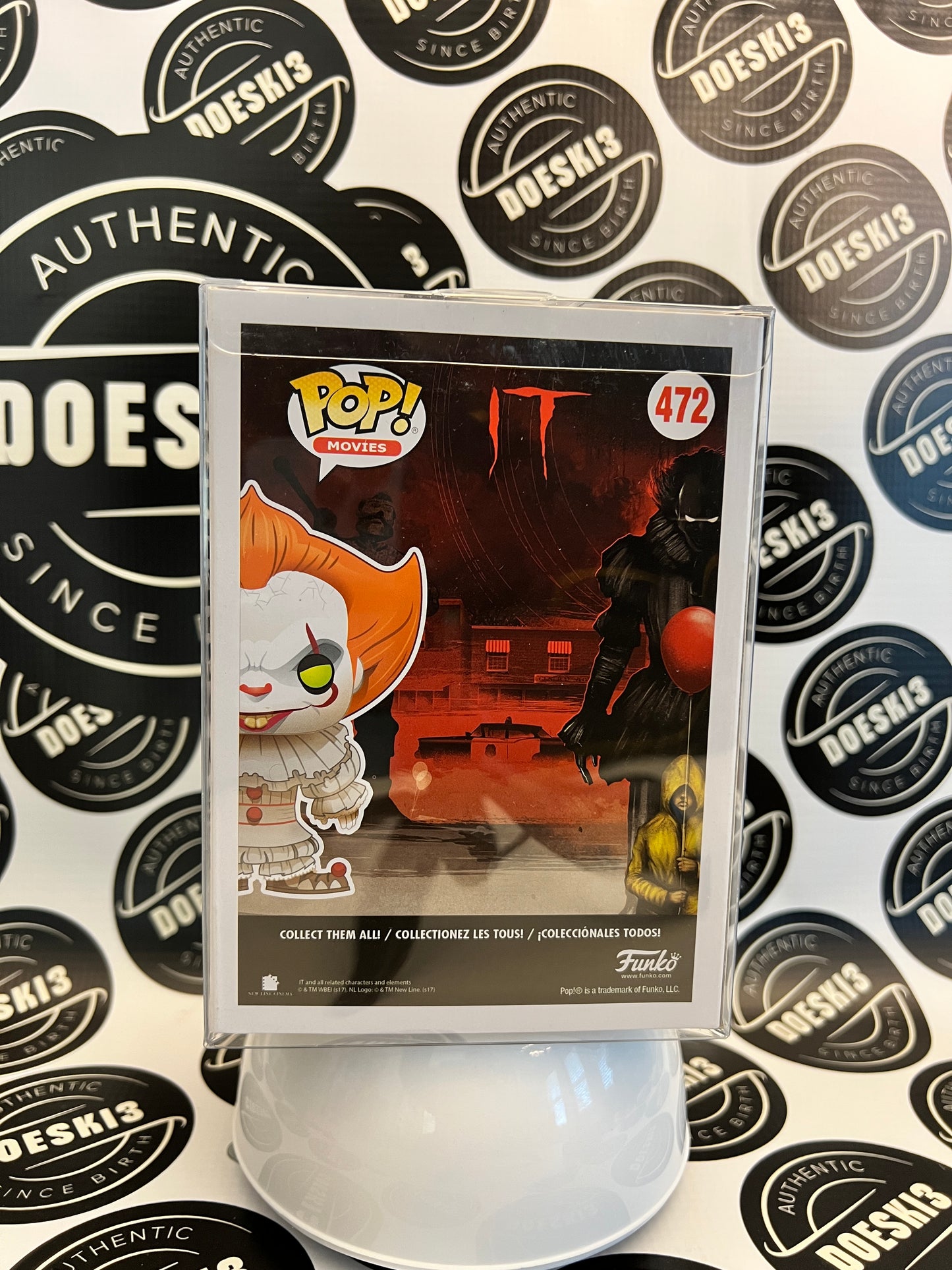 Funko Pop! Movies IT  Pennywise (With Boat) Yellow eyes #472 W/Protector