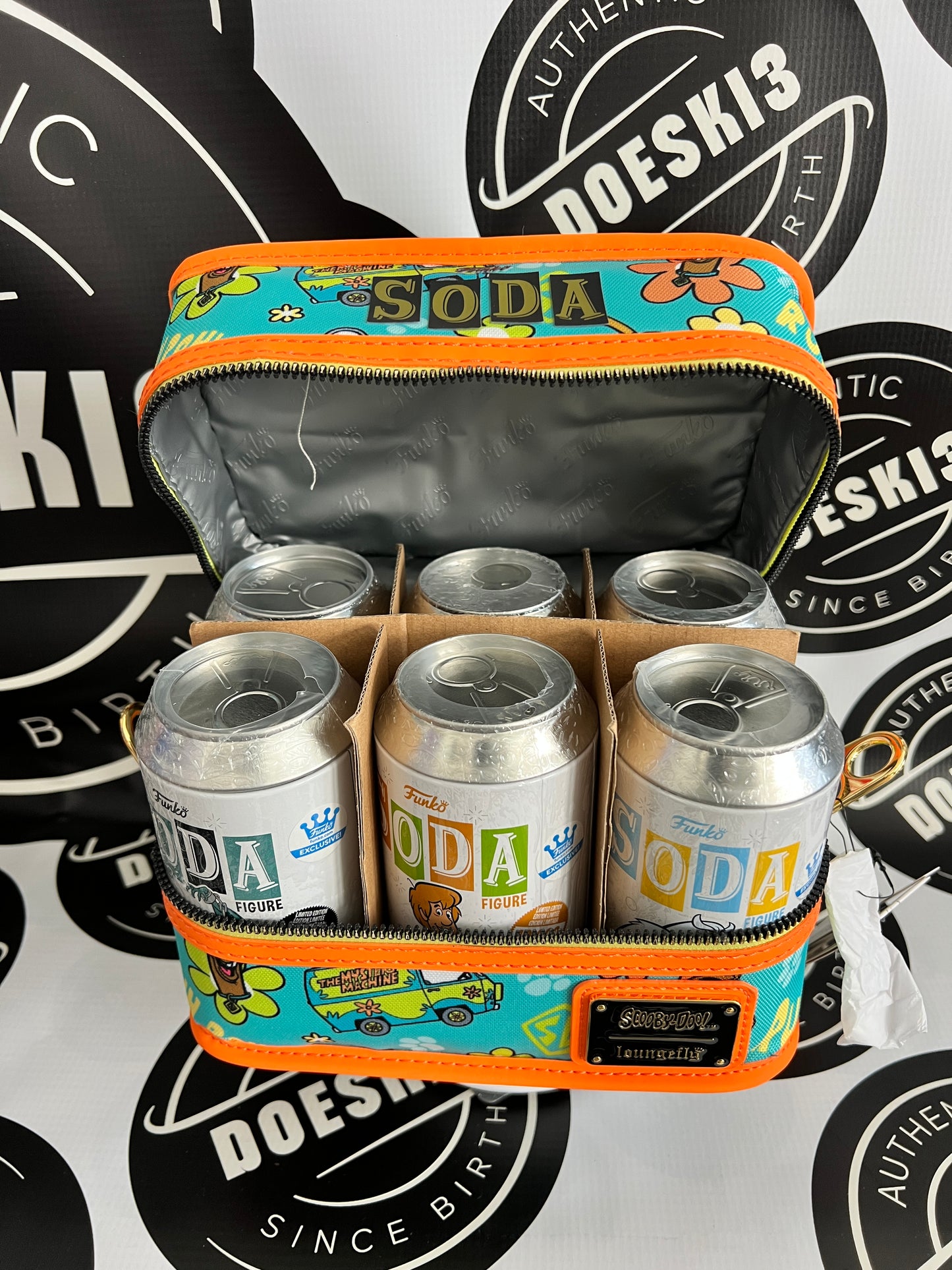 Funko Soda Scooby Doo 6 Pack w/ Exclusive Loungefly Cooler Bag (Unopened Sealed Cans)