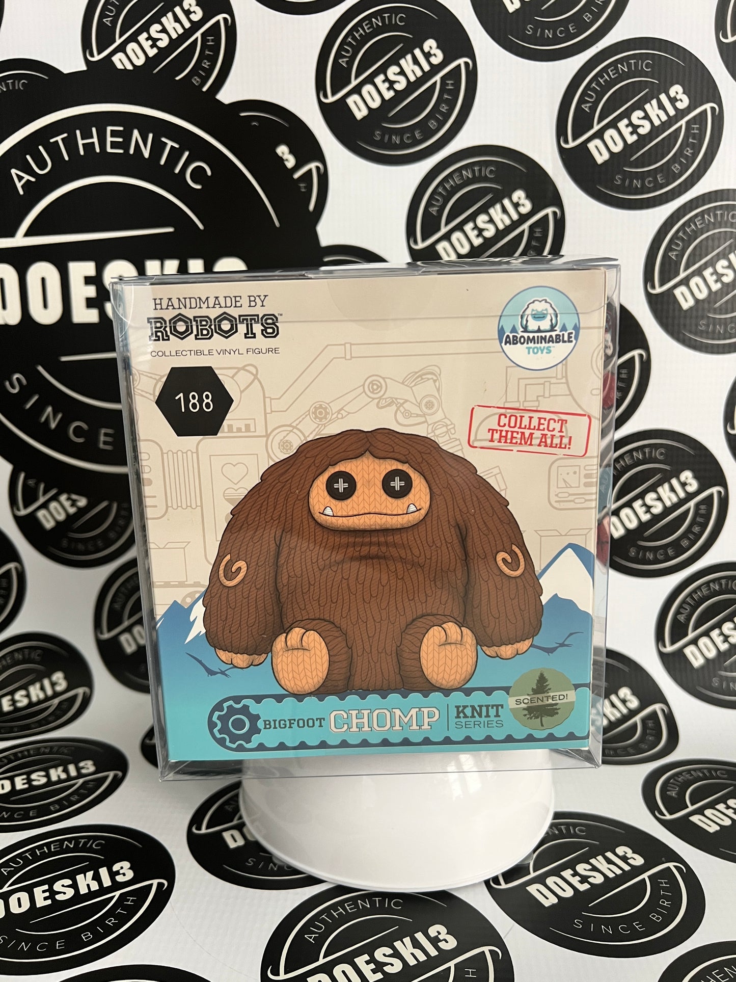 Handmade By Robots Abominable Toys Bigfoot Chomp Exclusive LE 96 Scented W/Protector